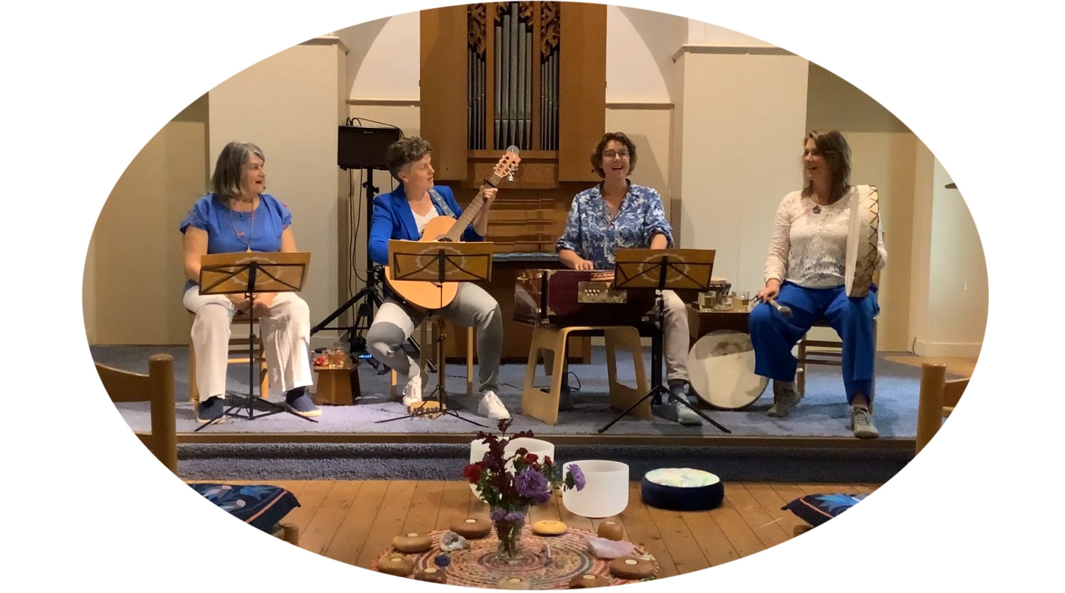 Foto 22-09-2025, 18 04 30 Mantra live concert